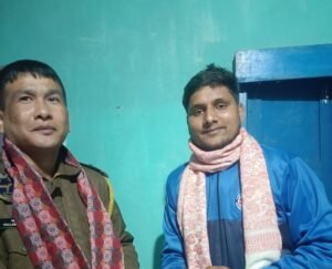 आग्सु सिलासुति आञ्चलिक समितिद्वारा डिमौ पुलिस चौकि का नवनियुक्त प्रहरी अधिकृतलाई स्वागत तथा सम्मान