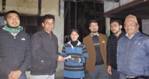 डिमाकुचीमा आग्सुद्वारा HSLC तथा HS परीक्षार्थीहरूको निवासमै पुगेर शुभेच्छा आदान–प्रदान