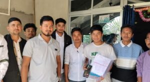 পৰীক্ষাৰ সময়ত ছাত্ৰ-ছাত্ৰীসকলৰ মনোবল বৃদ্ধিৰ লক্ষ্যৰে খোৱাং আঞ্চলিক গোৰ্খা ছাত্ৰ সন্থাৰ শুভেচ্ছা কাৰ্যসূচী