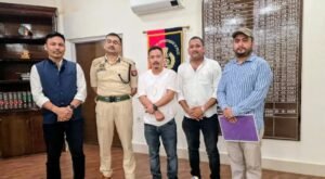 युवा पुस्तालाई निल्दै गरेको ‘ड्रग्स’ विरुद्ध आग्सुको हुंकार: तिनसुकिया ज्येष्ठ पुलिस अधीक्षकलाई ज्ञापनपत्र प्रदान