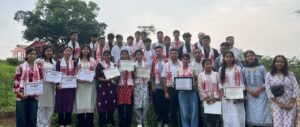 उत्कृष्ट नतिजा हासिल गर्णे विद्यार्थीहरूलाई गरमपानी आञ्चलिक समितिद्वारा सम्मान तथा अभिनन्दन