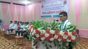 গোৱালপাৰাত কৃতী শিক্ষাৰ্থীক সম্বৰ্ধনা, আমন্ত্ৰিত অতিথি হিচাপে উপস্থিত আগছুৰ কেন্দ্ৰীয় উপ-সভাপতি ৰোহিত লমচাল।