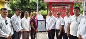 প্ৰয়াত মাধৱ কাৰ্কীৰ বাসগৃহত আগছুৰ কেন্দ্ৰীয় নেতৃত্বৰ সমবেদনা জ্ঞাপন।