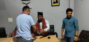 आग्सु बिटिसी क्षेत्रीय समितिद्वारा नव निर्वाचित मूल सचिव सोमराज सोनारलाई अभिनन्दन।