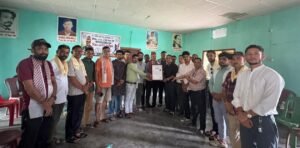 आग्सु सुनगाभा आञ्चलिक समितिद्वारा केन्द्रीय खेल सचिव गणेश क्षेत्रीलाई भव्य सम्मान।