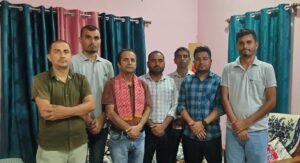 गुरु चरित पुरस्कारका लागि छनोट भएका मोहन कुमार छेत्रीलाई आग्सु खौराङ आञ्चलिक समितिद्वारा सम्मान तथा बधाई।