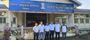 गोर्खे चेलीमाथि भएको बलात्कारको विषयमा तिनसुकिया जिल्ला आयुक्तसँग भेटघाट