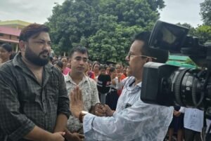 JOINT PROTEST OVER TEACHER SHORTAGE AT SHANTIPUR HIGH SCHOOL